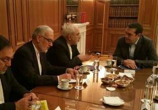 ظريف يلتقي رئيس الوزراء اليونان