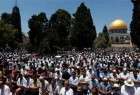 300 ألف فلسطيني يؤدون صلاة الجمعة الثالثة من رمضان باالمسجد الاقصى