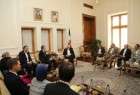 ظريف: ايران ترحب بان مبادرة فرنسية لتسوية الازمة السورية سياسيا