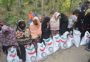 Humanitarian aids distributed among devastated Muslim minority in Myanmar  