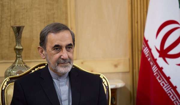 ولايتي: ايران تدافع عن وحدة اراضي بلدان المنطقة