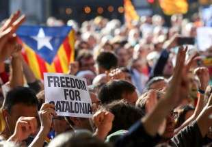 کاتالونیا کی حکومت برطرف، پارلیمنٹ تحلیل