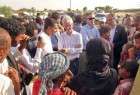 UN Emergency Relief Coordinator Mark Lowcock visits a camp for displaced people in the Yemeni province of Hajjah on 26 October 2017 (AFP)