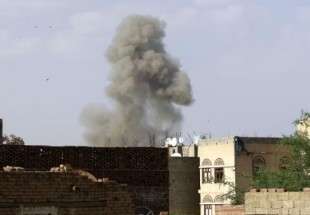 سعودی لڑاکا طیاروں کی یمنی وزارت دفاع کی عمارت پر بمباری
