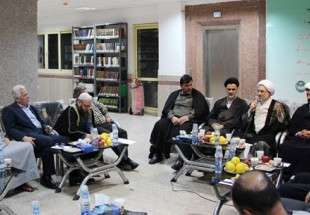شام سے آئے ہوئے اساتذہ کے گروہ کی آیت اللہ اراکی سے ملاقات