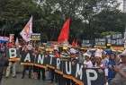 مظاهرات مناهضة لترامب أمام مقر السفارة الامريكية في الفلبين