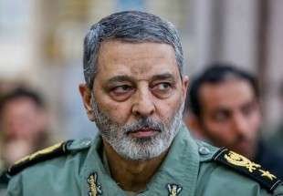 قائد الجيش الايراني: التصدي للكيان الصهيوني واميركا جزء من مسؤولياتنا