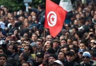 تونس، شُعلة “الربيعٍ العربي”، كي لا يَشتعِل زيتُونها