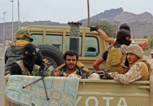 Yémen: le combat entre les groupes soutenus par l