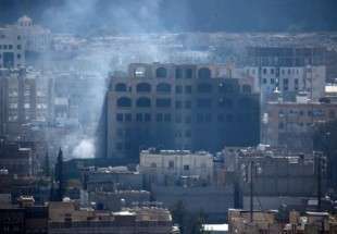 Saudi coalition kills eight, including child in Yemen airstrike