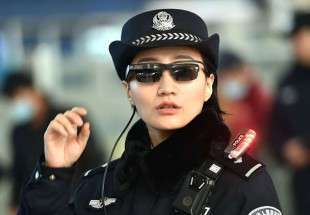 الشرطة الصينية تعتمد نظارات ذكية تتعرف على المجرمين