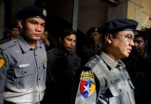 Deux journaliste arrêtés pour avoir enquêté sur le massacre des Rohingyas