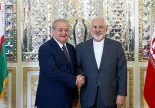 ايران واوزبكستان توقعان وثيقة شاملة للتعاون الثنائي