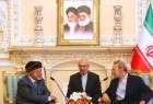 لاريجاني وبن علوي يبحثان تعزيز العلاقات ايران وعمان