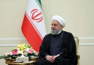 الرئيس روحاني يهنئ بالعيد الوطني لتونس