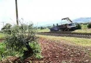 سرقت خط آهن قطار سوریه توسط مسلحین ارتش آزاد + عکس