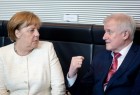 Merkel contestée sur sa politique migratoire en Allemagne et en Europe