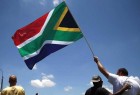 جنوب أفريقيا تعلق نشاط مسؤولة أشادت بالكيان الصهيوني