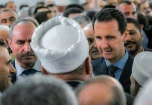 Le président syrien participe à la prière de l