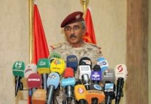 الناطق بإسم الجيش اليمني يسخر من تصريحات قرقاش