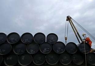 US pushes India, other allies to cut all imports of Iranian oil