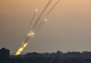 محلل فلسطيني : "إسرائيل" هي من توسلت لوقف إطلاق النار مع المقاومة وليس العكس