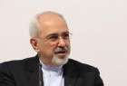 ظريف يؤكد رغبة طهران لتحسين علاقاتها مع الامارات والسعودية والبحرين