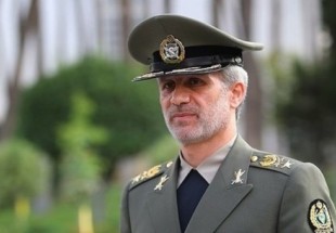 ایران کے وزیر دفاع ایک اعلی وفد کے ہمراہ چين روانہ