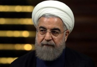 روحاني: أمريكا تبعث بإستمرار رسائل لإيران للتفاوض