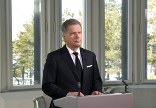 رئيس فنلندا يشدد على أهمية وجود حلف "الناتو" في دول البلطيق وبولندا