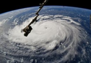الإعصار فلورنس يضعف ويتراجع إلى الفئة الأولى‎
