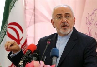 ظريف : إيران قد تزيد من تخصيب اليورانيوم