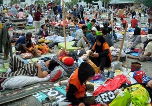 ارتفاع عدد قتلى زلزال وتسونامي إندونيسيا إلى832 قتيلا