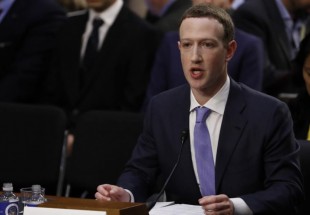 مساع للإطاحة بزوكربيرغ من رئاسة فيسبوك