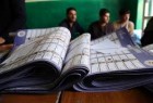 Afghanistan: un kamikaze vise du personnel électoral