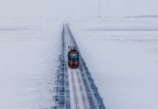 روسيا تمدّ سكة حديدية للدائرة القطبية الشمالية