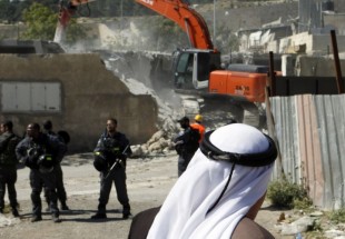 الاحتلال الاسرائيلي يواصل ممارساته العدوانية بحق الفلسطينيين بالقدس
