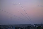 غزة ترد على جريمة الاحتلال...عشرات الصواريخ تستهدف المستوطنات الإسرائيلية