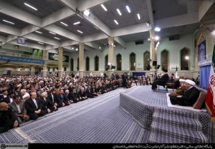 الامام الخامنئي يستقبل عددا من المسؤولين وضيوف مؤتمر الوحدة الاسلامية