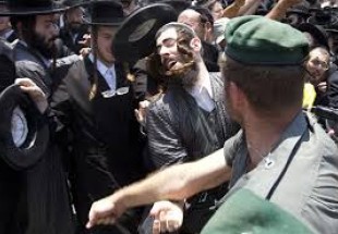 تل ابیب میں ہزاروں قدامت پسند یہودیوں کی پولیس کی ساتھ جھڑپ