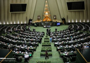 نمایندگان اصفهان در اعتراض به بودجه آب استعفا دادند