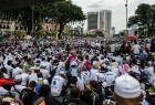 Malaysian Muslims rally to defend rights amid racial tensions