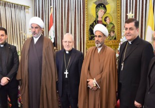 نماینده مقتدی صدر با اسقف کلدانی عراق دیدار کرد