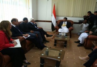 الحوثي:" أبلغنا المبعوث الأممي أننا جاهزون لتنفيذ كل بنود اتفاق الحديدة دون تراجع"