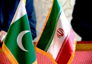 Iran, Pakistan stress expansion of bilateral ties