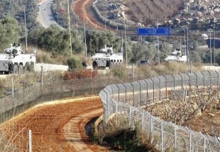 ​إسرائيل تستأنف بناء الجدار الحدودي مع لبنان