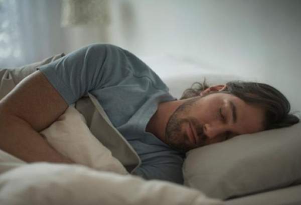 دراسة : النوم يعزز جهاز المناعة ويحارب نمو الخلايا السرطانية