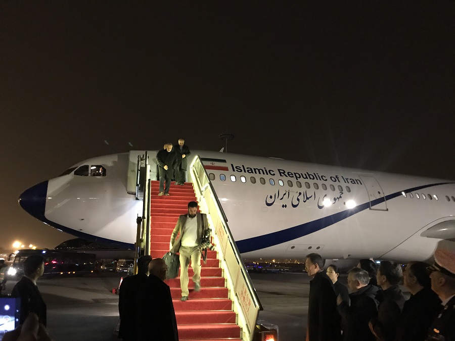 رئيس مجلس الشورى الاسلامي يصل الى بكين