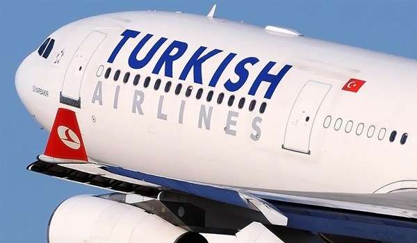 إصابة 30 من ركاب طائرة تركية بسبب مطبات هوائية أثناء رحلة إلى نيويورك