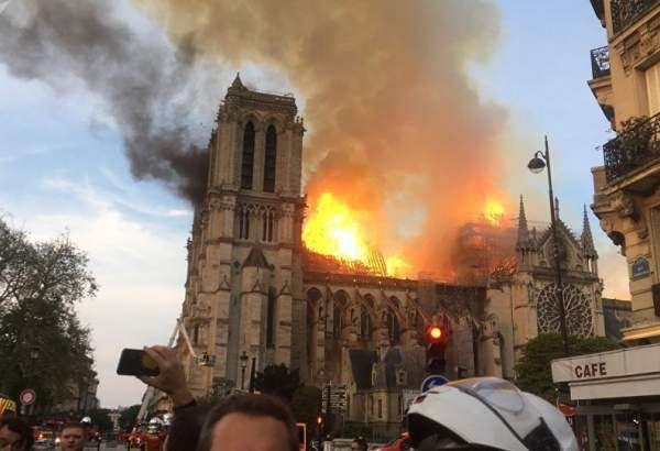 سفارة روسيا لدى فرنسا: حريق كاتدرائية نوتردام خسارة فادحة للبشرية جمعاء
